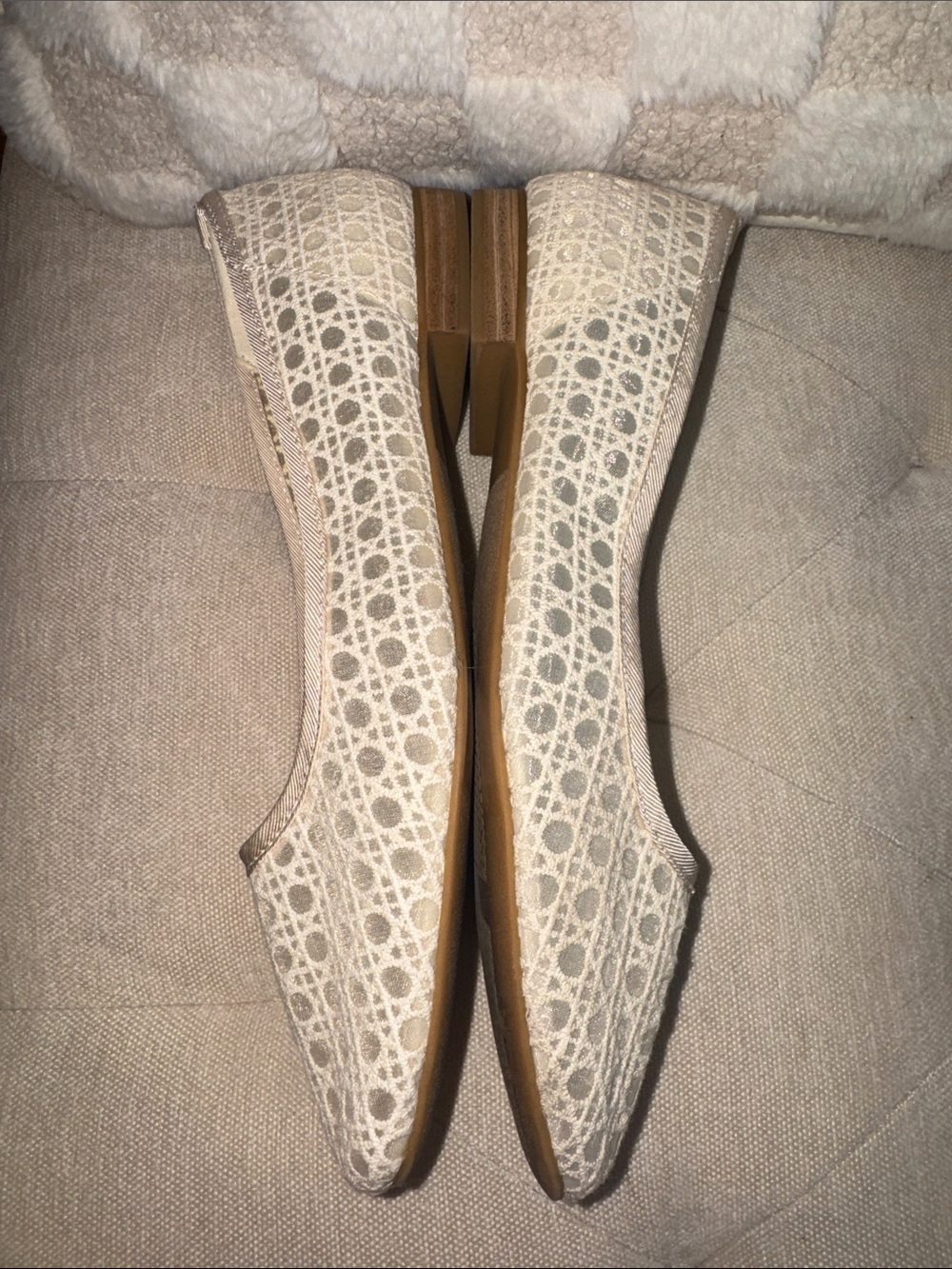 TOMS - Picture 6 of 10
